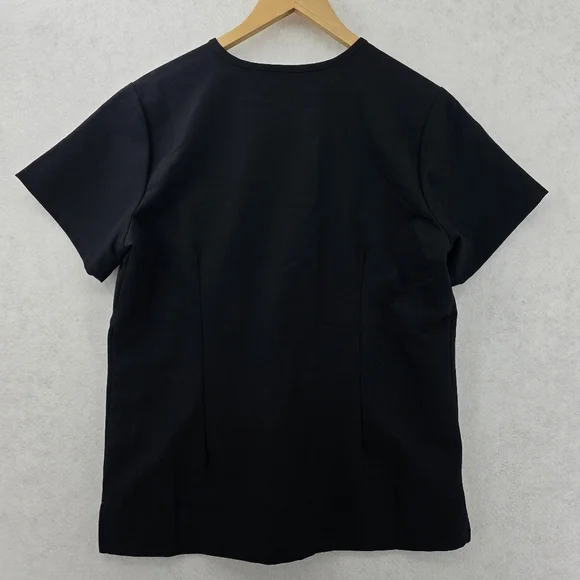 FIGS Catarina One-Pocket Scrub Top Women's Size Medium Regular Black - Picture 10 of 11